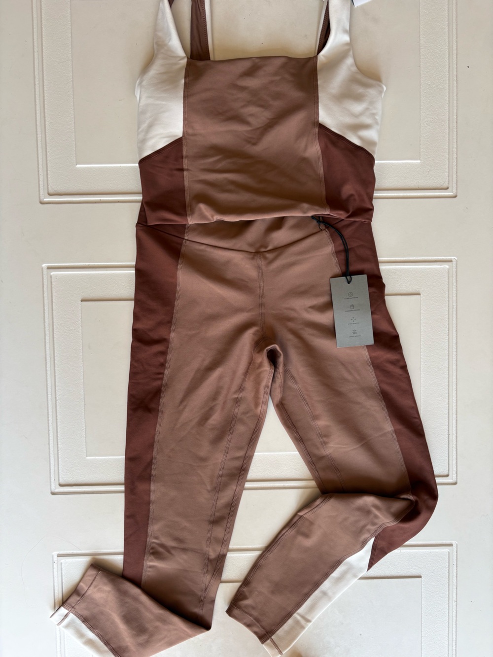 NWT Abercrombie YPB Legging and Sports Bra Set Brown Size Small - Picture 1 of 9